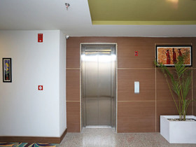 Capital O 13727 Hotel Aarogyam Suites