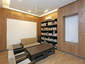Capital O 13727 Hotel Aarogyam Suites