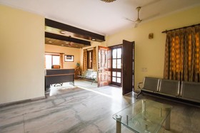 Gopal Bhawan by OYO Rooms