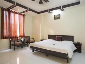 Hotel Aananda
