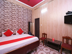 Hotel Anuradha Palace by OYO Rooms