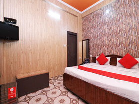 Hotel Anuradha Palace by OYO Rooms
