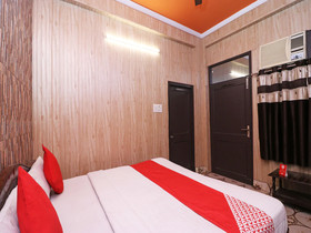 Hotel Anuradha Palace by OYO Rooms