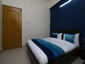 Hotel Blue Empire