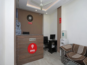 Hotel Divine Ganges by OYO Rooms