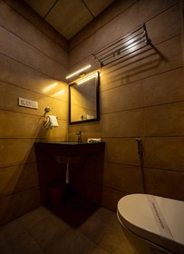 Hotel Divine Residency