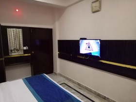 Hotel Dream Land & Bar