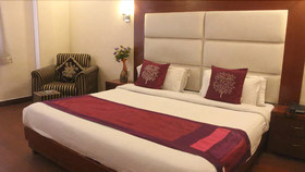 Hotel Dream Land & Bar