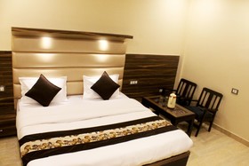Hotel Ganga Heights