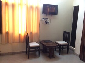 Hotel Golden Village