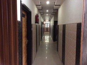 Hotel Golden Village