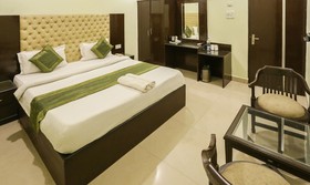 Hotel Grand by Treebo