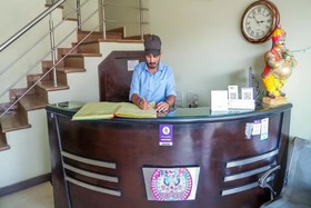 Hotel Grand Inn by OYO Rooms