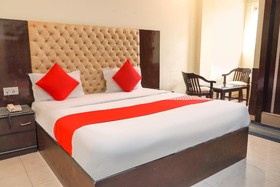 Hotel Grand Inn by OYO Rooms