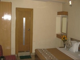 Hotel Kapoor