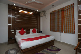 Hotel Lajja Palace by OYO Rooms