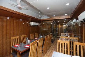 Hotel Lajja Palace by OYO Rooms