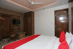 Hotel Lajja Palace by OYO Rooms