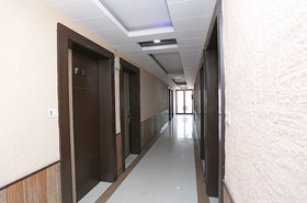 Hotel Le Central by OYO Rooms