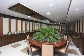 Hotel Le Central by OYO Rooms