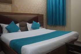 Hotel Rudreshwar