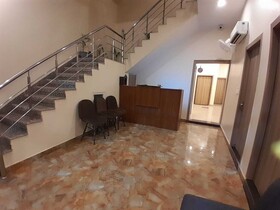 Hotel Shiv Inn
