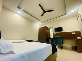Hotel The Heights