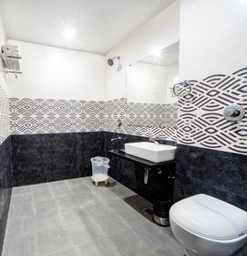 Hotel Trimurti
