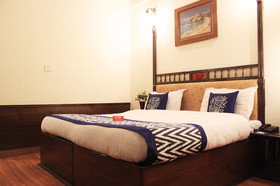 Khanna Palace