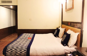 Khanna Palace