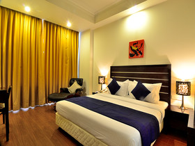Lakshyas Hotel