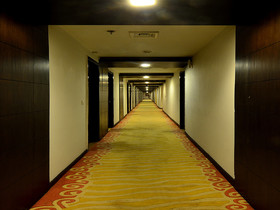 Lakshyas Hotel