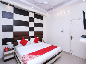 Laxmi Sadan Residency by OYO Rooms