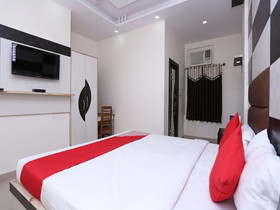 Laxmi Sadan Residency by OYO Rooms
