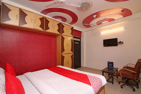 New Delhi Guest House By OYO Rooms