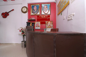 New Delhi Guest House By OYO Rooms
