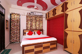 New Delhi Guest House By OYO Rooms