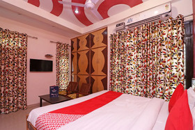 New Delhi Guest House By OYO Rooms