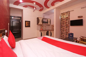 New Delhi Guest House By OYO Rooms