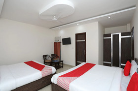Pearl by OYO Rooms