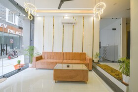 Relax Inn Palace By Fabhotel
