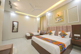 Relax Inn Palace By Fabhotel
