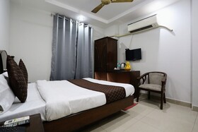 Revking At Hotel Riverview