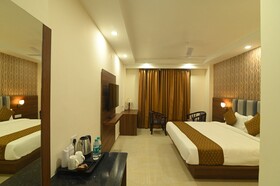 Stallion Hotel