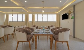 Treebo Trend Haveli Resort Roots