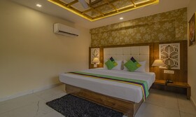 Treebo Trend Haveli Resort Roots
