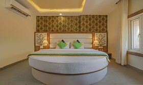 Treebo Trend Haveli Resort Roots