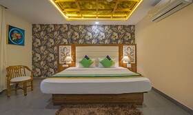 Treebo Trend Haveli Resort Roots
