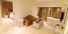 Udman Haridwar by Ferns N Petals