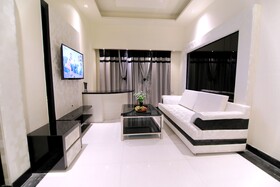 Udman Haridwar by Ferns N Petals
